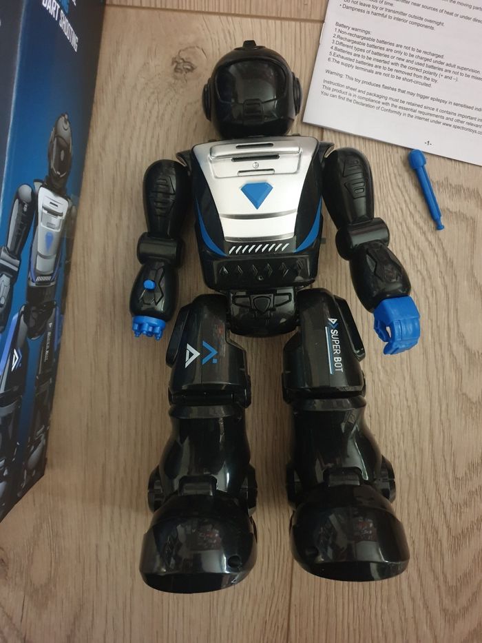 Robot télécommandé - photo numéro 3