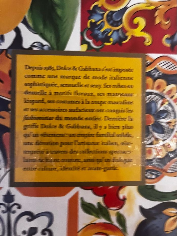 Livre les légendes de la mode sous blister - photo numéro 2