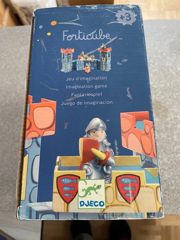 Château chevalier Forticube Djeco Neuf - photo numéro 3