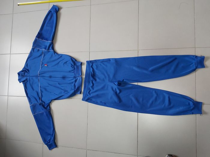 Ensemble survêtement veste et pantalon 88/76