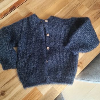 Gilet en maille bleu fil doré 🤍