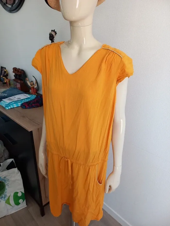 Robe kiabi T44 - photo numéro 5