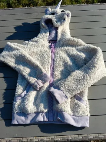 Veste capuche licorne