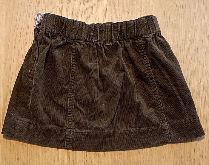 Lot : 3 jupes taille 4 ans - photo numéro 7