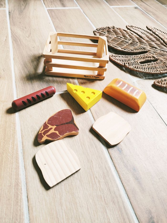 🥩Dinette cagette divers aliments en bois marque Melissa et Doug - photo numéro 2