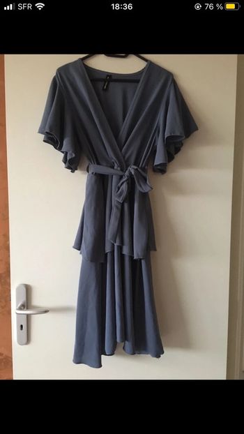 robe à volants bleu gris