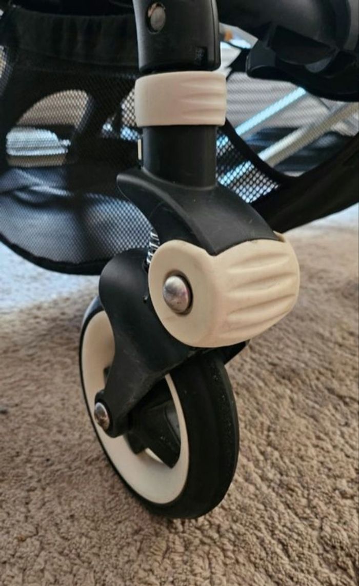 Vend poussette Bugaboo Bee3 - photo numéro 5