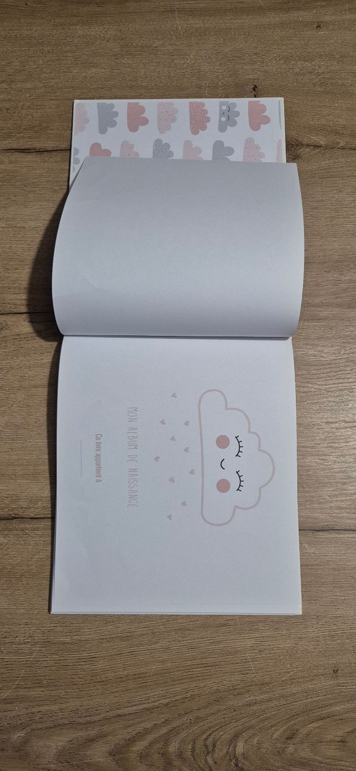 Mon album de naissance et de 1ères fois - photo numéro 2
