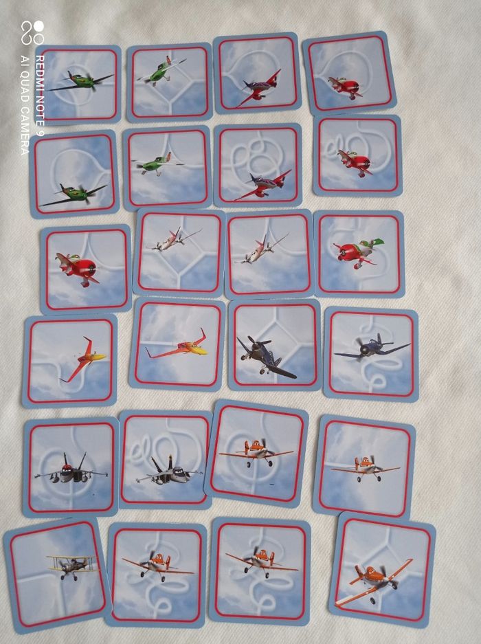 Boite de 5 jeux de cartes disney - photo numéro 4