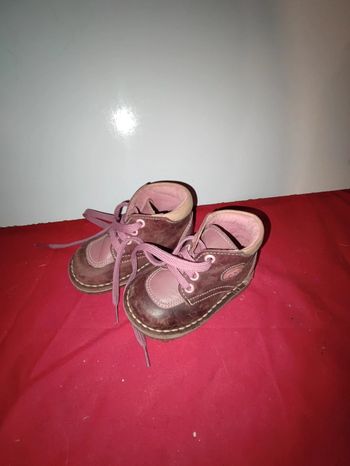 Chaussures taille 19