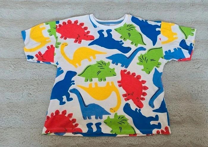 Lot 8 T-shirts 5-6ans  manche courte - photo numéro 3
