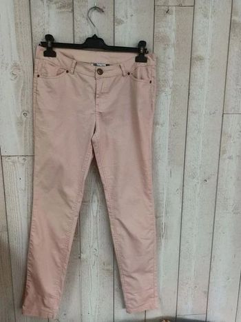 Pantalon rose taille 38