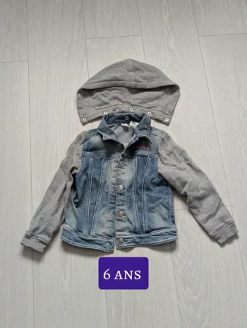 Veste en jean Minnie 6ans