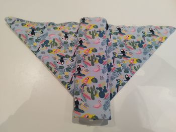 Couche plate motif tropical