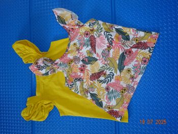 Lot 2 T-Shirts fillette 5 ans