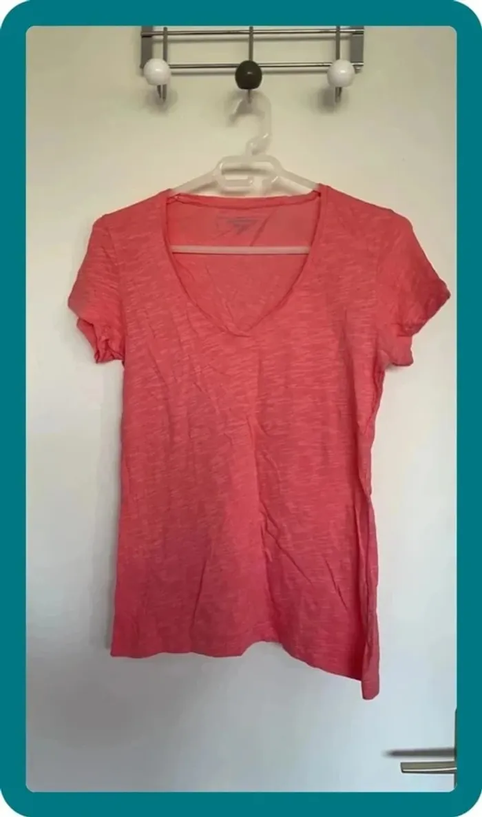 T-shirt rose