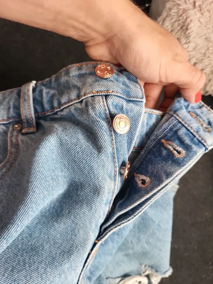 Short en jean destroy - photo numéro 8