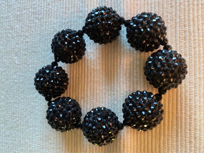 Bracelet en perles noires avec strass noirs - photo numéro 17