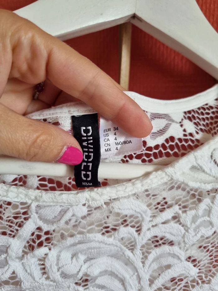 Robe dentelle - photo numéro 2