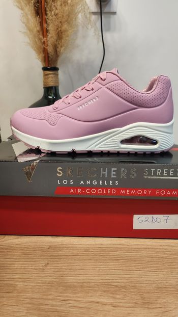 Baskets Skechers Street Uno – Stand on Air roses  taille 38