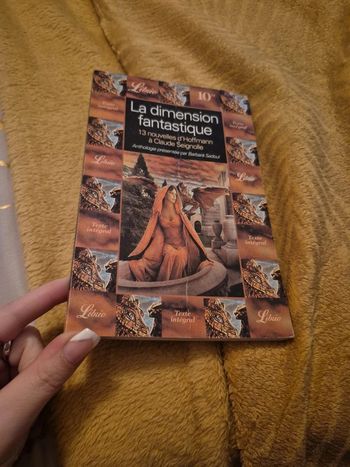 Livre la dimension fantastique