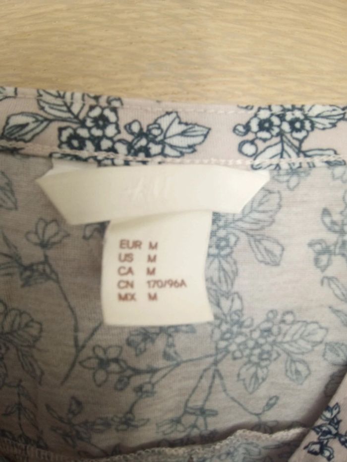 Haut fleuri femme H&M taille M - photo numéro 2