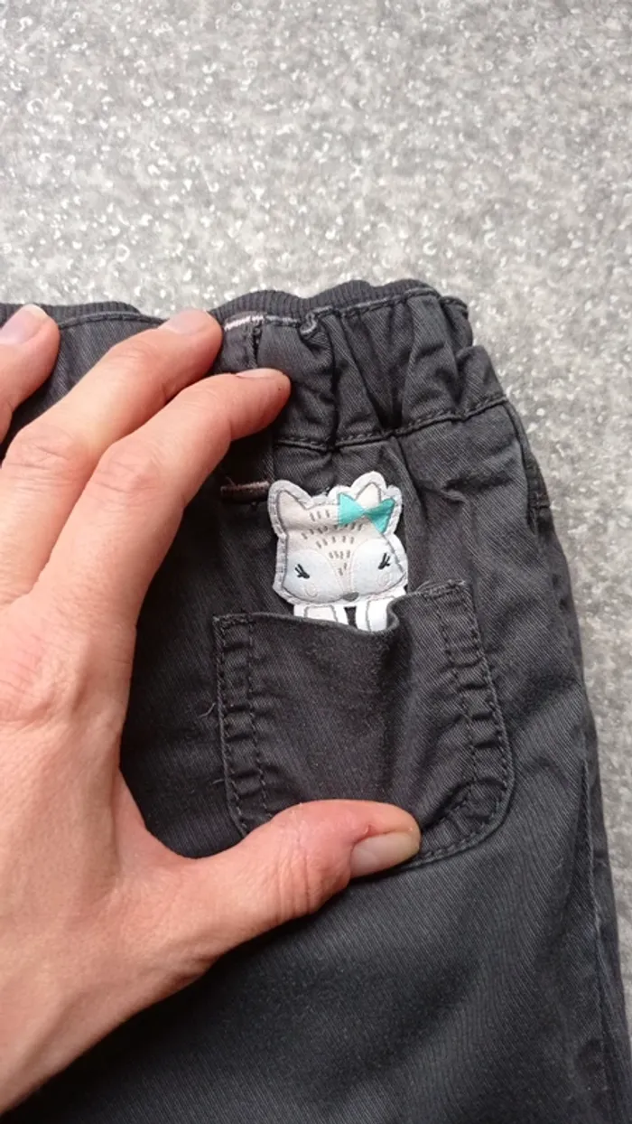 Pantalon double pour lhivers marque Sergent Major
Taille 3 ans 
Très bon état - photo numéro 2