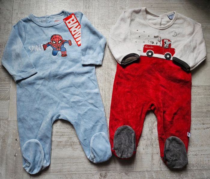 Lot pyjama 6 mois - photo numéro 4