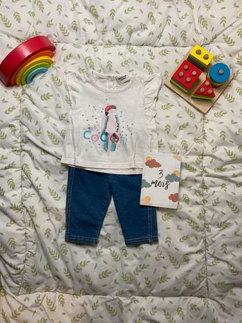 ensemble teeshirt manches courtes blanc tape à l'oeil et legging bleu 3 mois