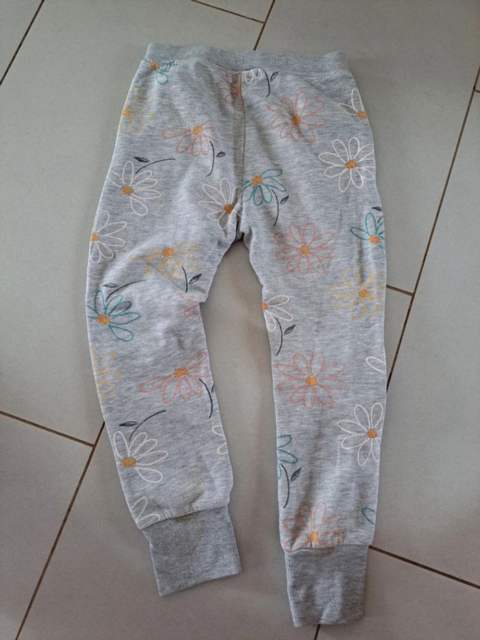 Pantalon 6/7ans - photo numéro 2