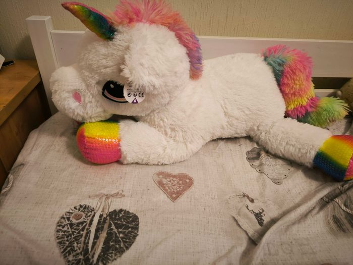 Licorne grosse peluche