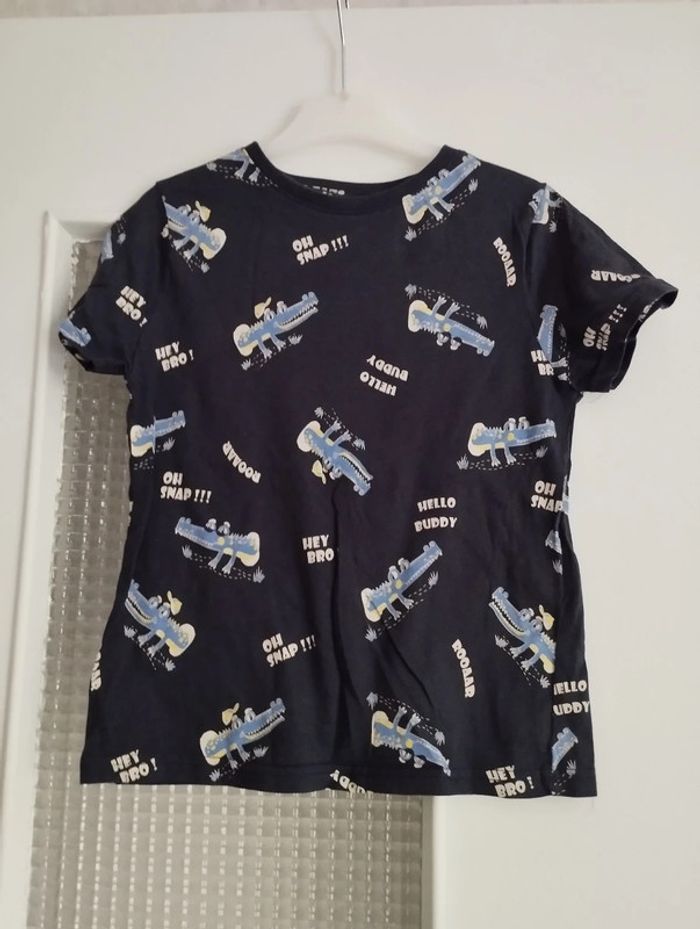Tee shirt Kiabi taille 8 ans