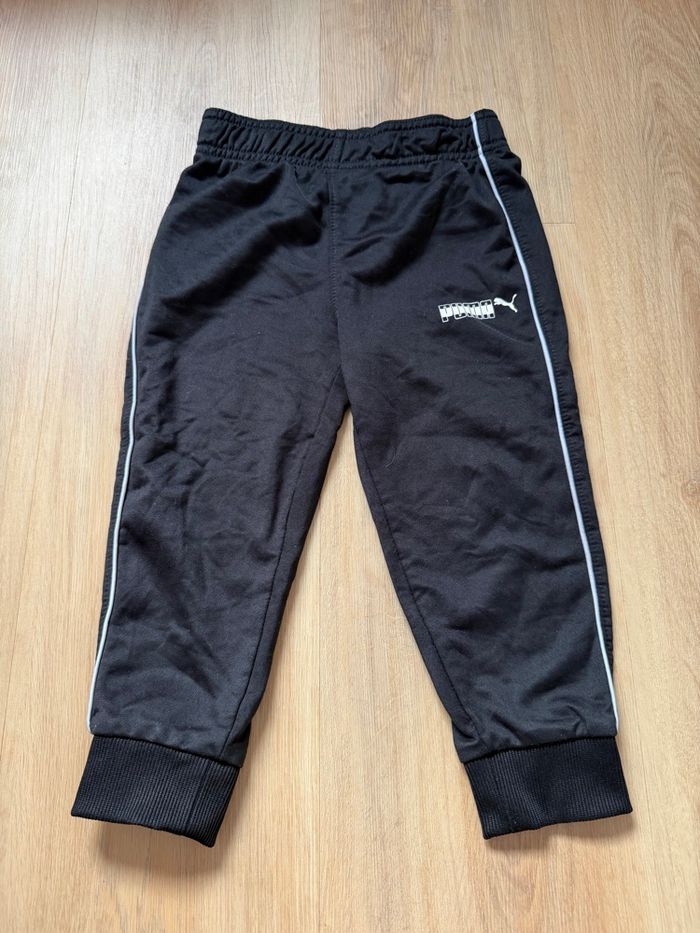 Pantalon de jogging Puma garçon, taille 3T (3 ans).