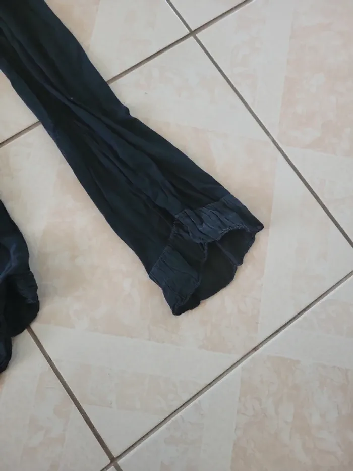 Joli haut léger taille 38 - photo numéro 2