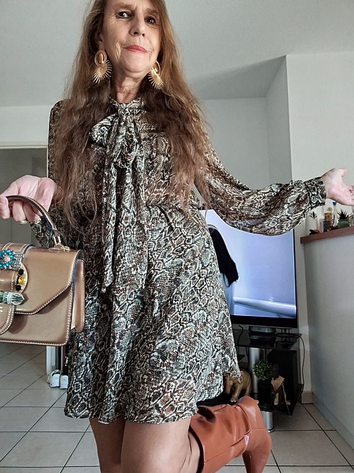 Robe 👗 façon reptile ZARA - photo numéro 3