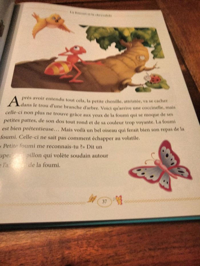 Livre intitulé histoires fables et contes LLC - photo numéro 5