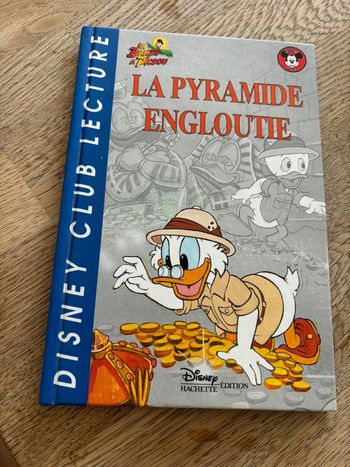 livre Disney club lecture la bande à picsou la pyramide  engloutie