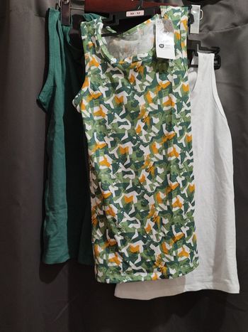 Lot débardeur 10/12 ans