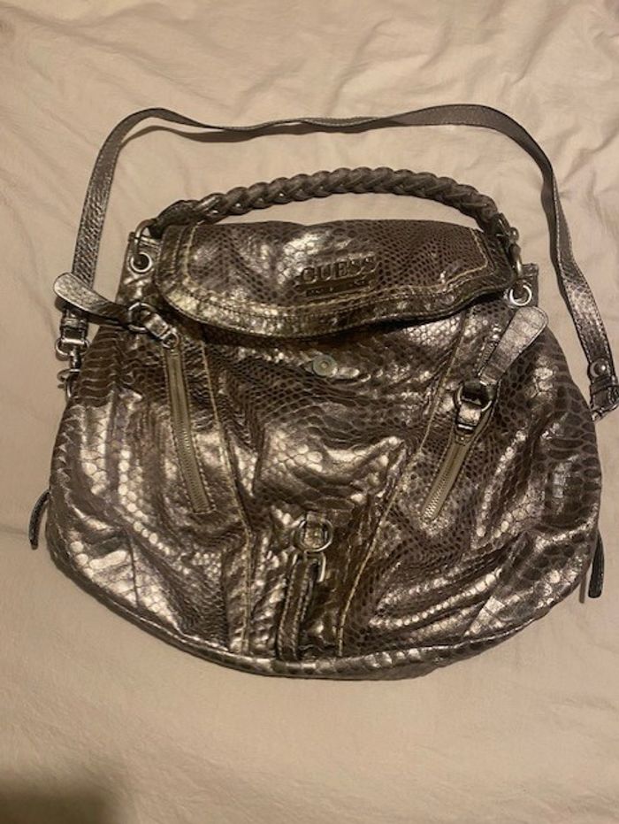 Sac Guess grand modèle