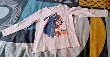 Tee-shirt manches longues Dinosaure 6 ans