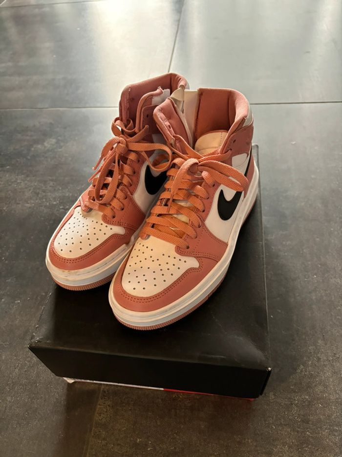 Jordan air elevate