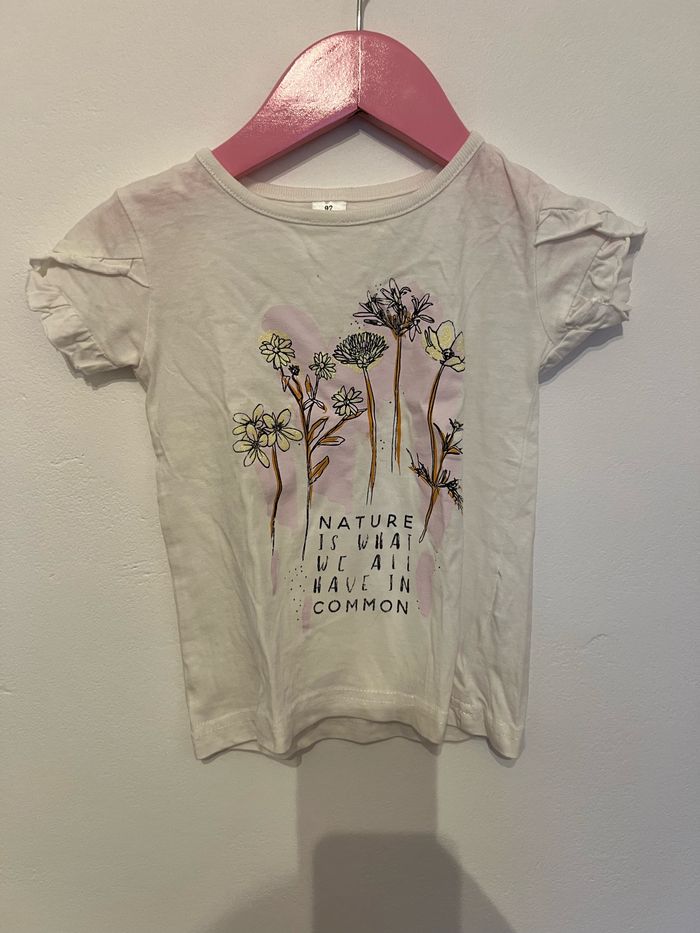 T shirt fleuri - photo numéro 2