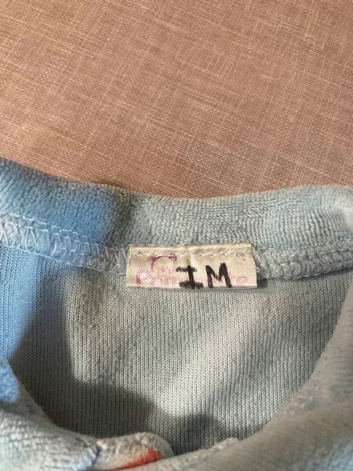 Pyjama velours bébé 12 mois – Petit singe arc-en-ciel - photo numéro 3