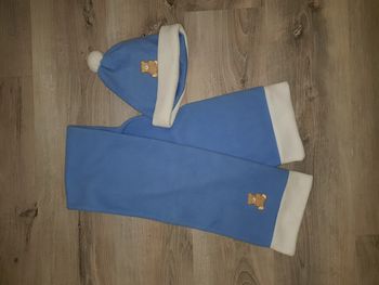 Bonnet et écharpe damart