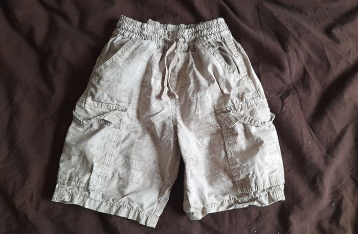 Short bermuda