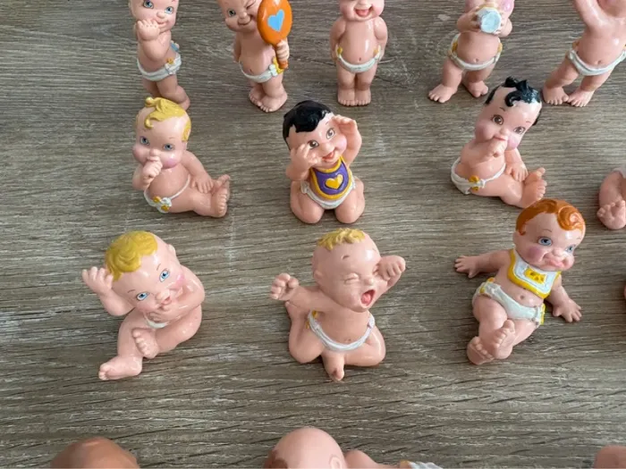 Lot de 19 figurines vintage Magic diaper babies - photo numéro 5