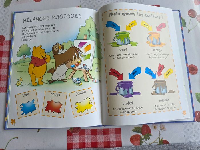 LIVRE DISNEY WINNIE L'OURSON À  LA DÉCOUVERTE DES COULEURS 🔴🟠🟣🔵🟡 NEUF MARQUE HACHETTE - photo numéro 3