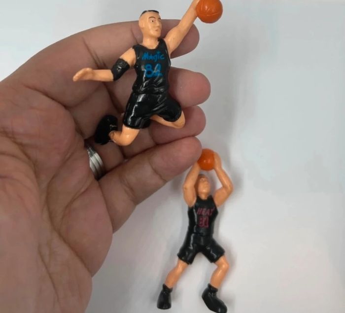 NBA 🏀 Kellogg's Pack 2 Figurines " Orlando Magics Vs Miami Heat" - photo numéro 10