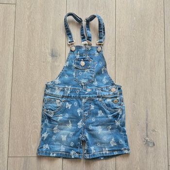 Combi short en jeans. Fille 6 ans. Marque Eldys