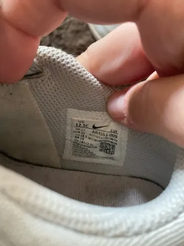 Basket nike taille 30 - photo numéro 7